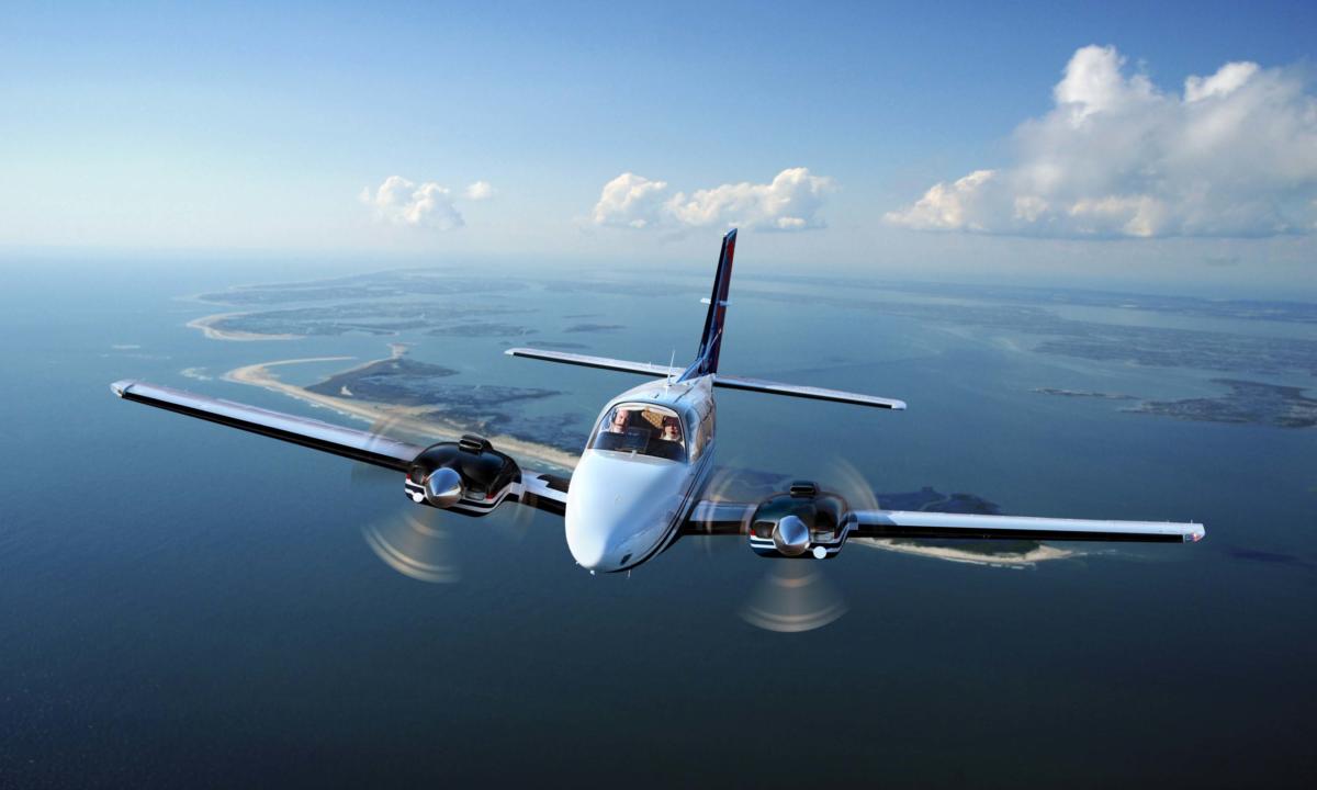 Beechcraft Baron G58 view for Switzerland charter