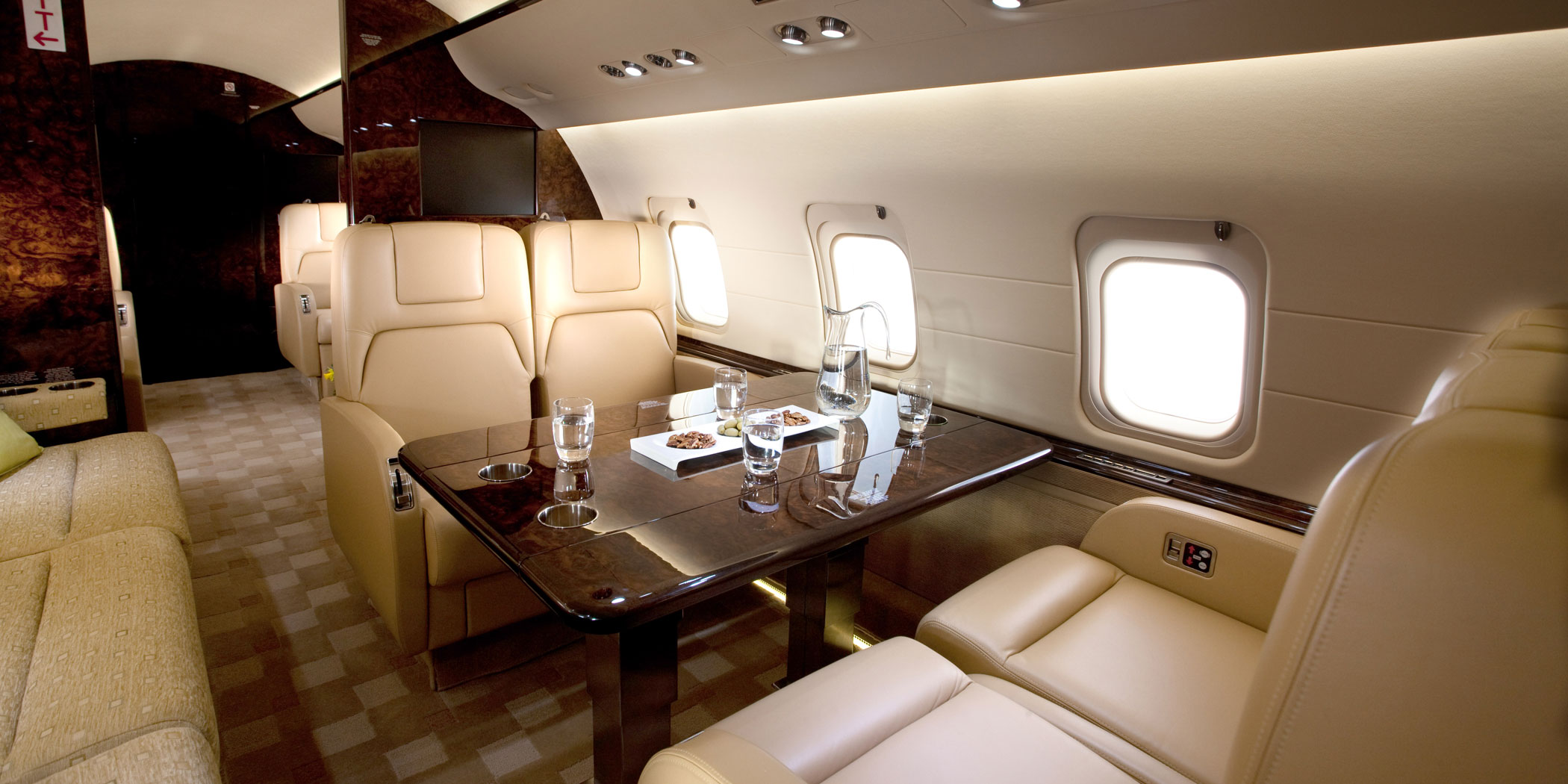 Challenger 850 cabin for Switzerland charter