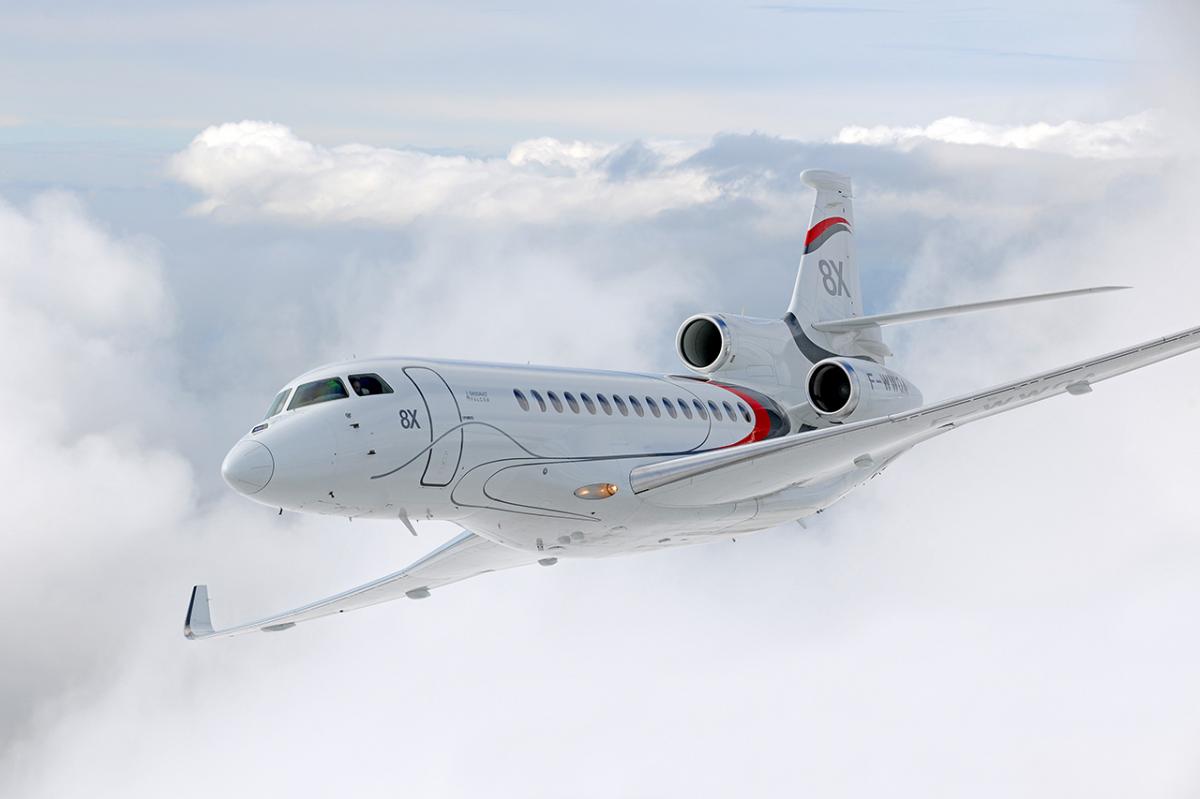 Dassault Falcon 8x view for Switzerland charter