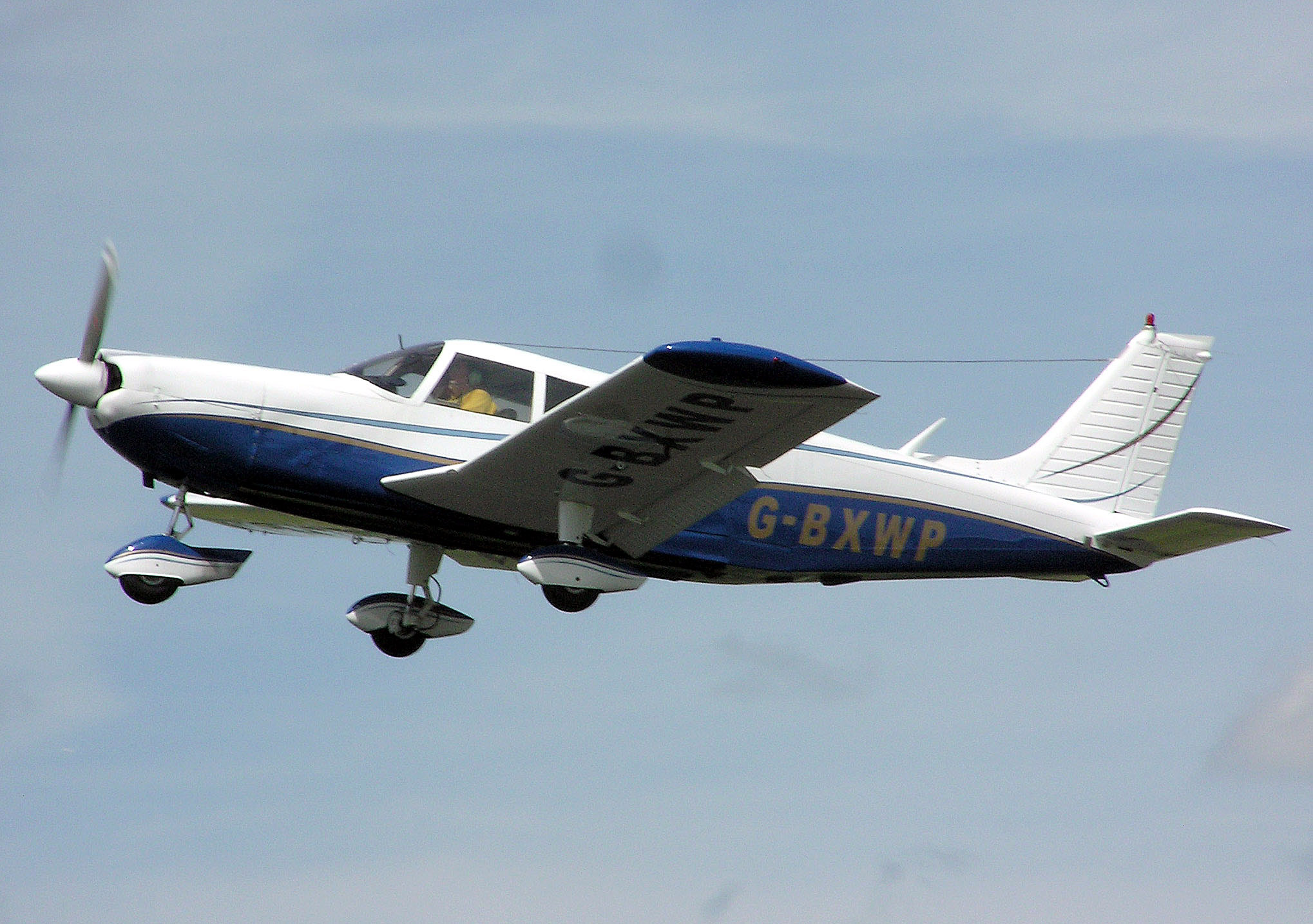 Piper Cherokee Six PA-32 piston for Switzerland charter